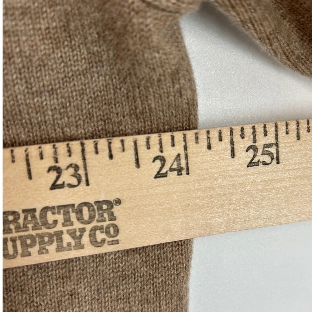 G.N.O. Design Mens 100% Cashmere V-Neck Sweater Brown Tan Size Large Academia - Picture 7 of 7